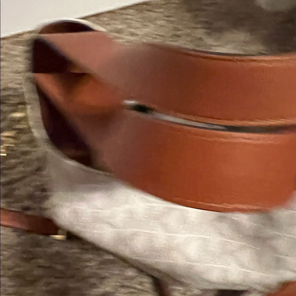 Cream and cognac color bag in GUC - Picture 7 of 9